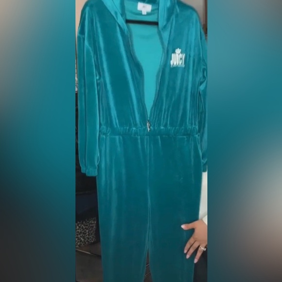 Juicy Couture Turquoise Velour Hooded Jumpsuit, Size Large - Picture 3 of 7